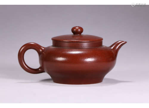 A Chinese Purple Sands Teapot