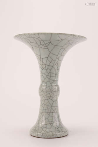A Chinese Ge Kiln Porcelain Flower Vase 