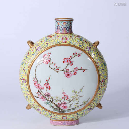 A Chinese Yellow Land Floral Porcelain Vase