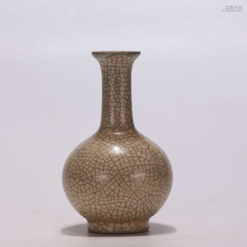 A Chinese Glazed Ge Kiln Porcelain Ball Shape Flask