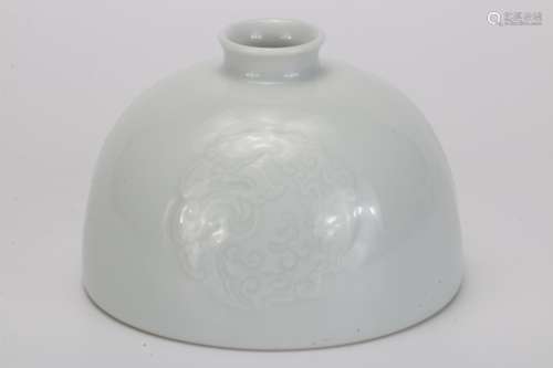 A Chinese Royal Kiln White Glazed Porcelain Zun