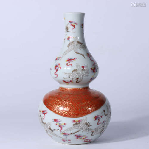 A Chinese Famille Rose Porcelain Gourd-shaped Vase
