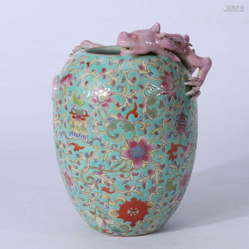 A Chinese Floral Porcelain Water Pot