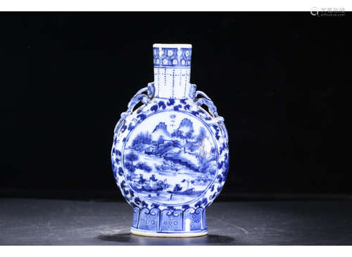 A Chinese Blue and White Porcelain Flask