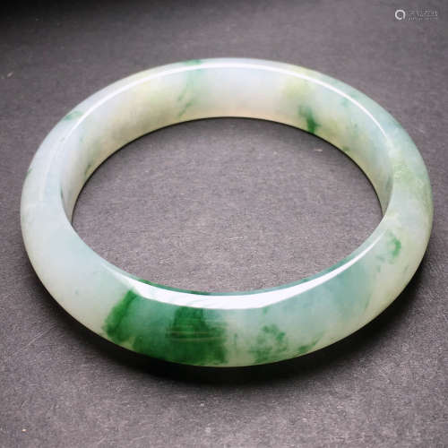 A Chinese Jadeite Bracelet