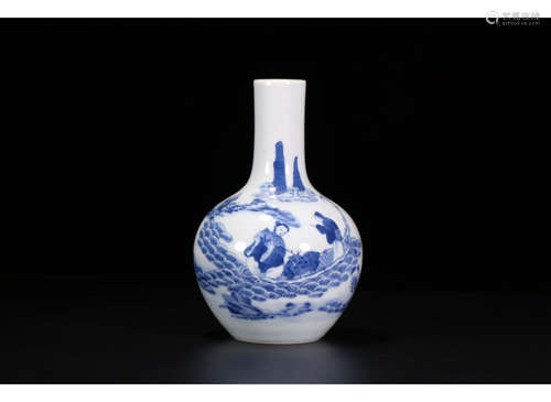 A Chinese Blue and White Porcelain Vase