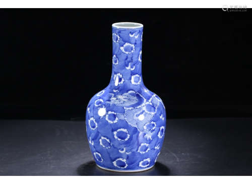 A Chinese Blue and White Porcelain Bell-shaped Vase