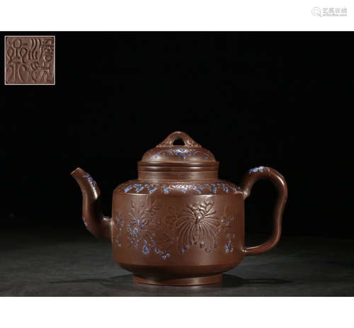 A Chinese Purple Clay Pot