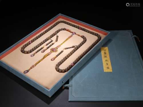 The Chinese Aloeswood Court Beads