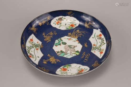 A Chinese Floral Porcelain Plate