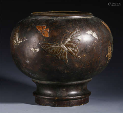 CHINESE BRONZE INLAID SILVER CARVED INSECT CENSER