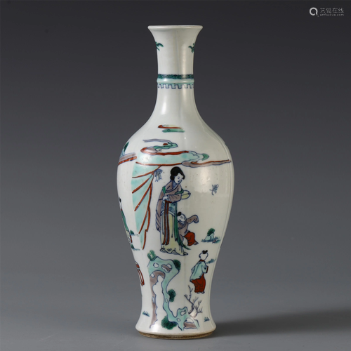 A CHINESE PORCELAIN WUCAI FIGU…