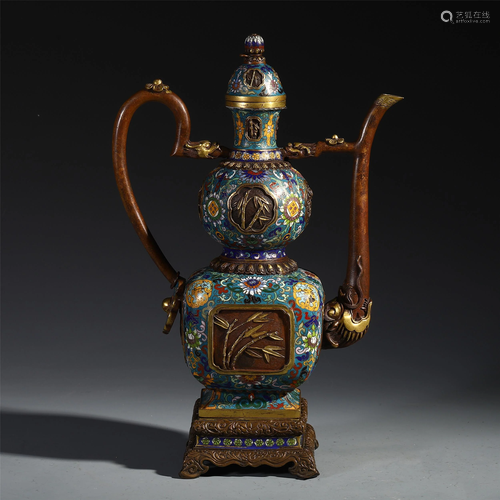 A FINE CHINESE CLOISONNE GILT BRONZ…