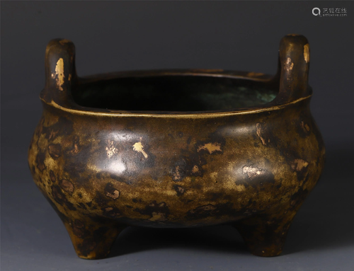 A CHINESE ANCIENT BRONZE DOUB…