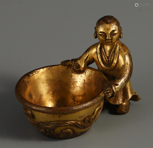 A RARE CHINESE ANCIENT GILT BRONZE T…