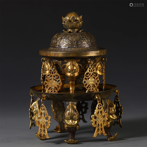 A CHINESE GILT SILVER CARVED OPENWO…