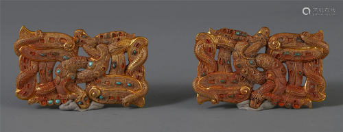 A PAIR OF CHINESE PURE GOLD CARVED DRA…