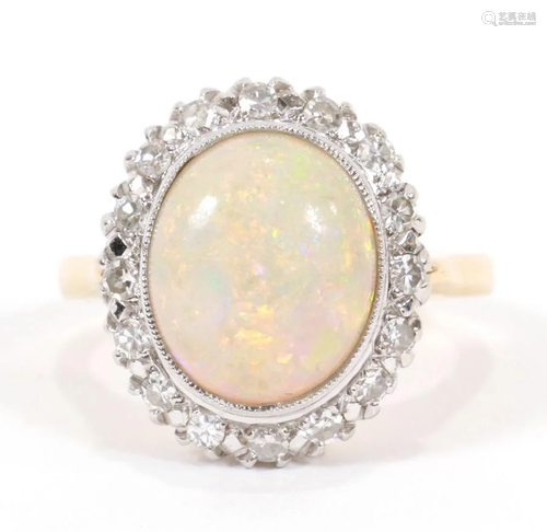 OPAL OVAL 14KT YELLOW GOLD RING, DIA…