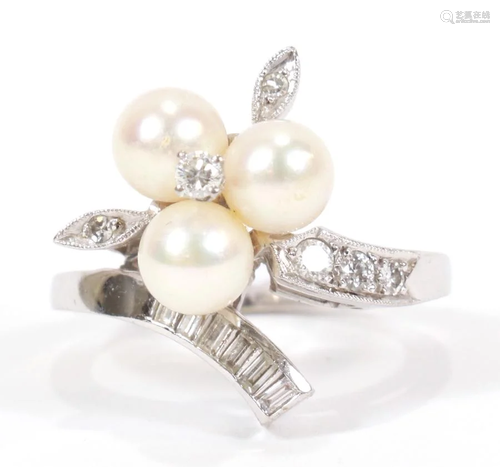 PEARL & DIAMOND RING