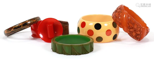 BAKELITE BRACELETS, 5 PCS.