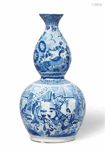 A large Berlin faience gourd-form vase with chinoiserie decorWith decor in two registers: A garden