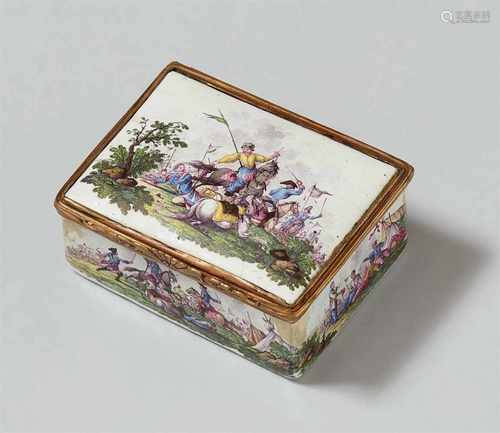 An enamelled snuff box with battle scenesGilt copper mounted rectangular enamelled box with a