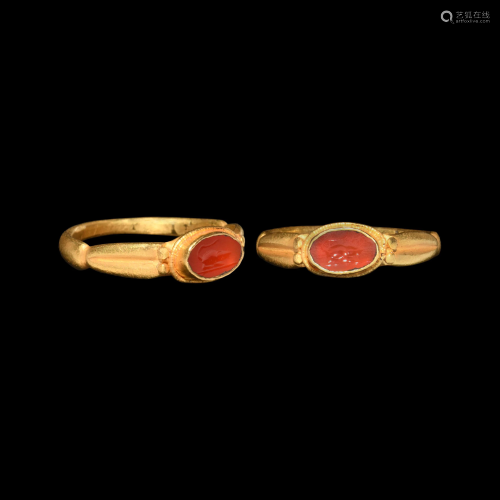 Roman Gold Ring with Mouse Gemstone