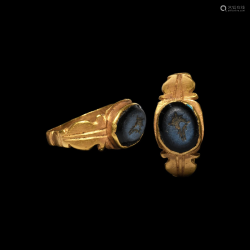 Roman Gold Ring with Conch Gemstone