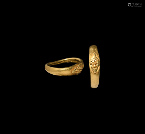 Roman Gold Ring with Grape Bunch