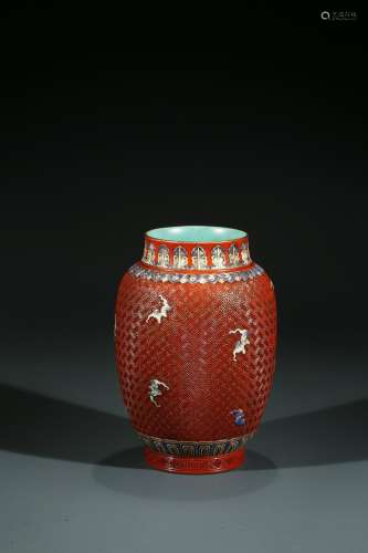 A CHINESE FAMILLE-ROSE IMITATION CINNABAR LACQUER VASE