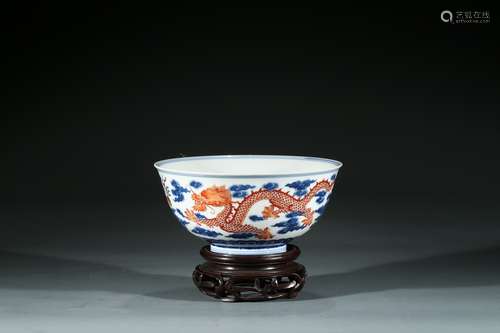 A CHINESE IRON RED UNDERGLAZE BLUE 'DRAGON' BOWL