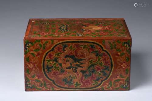 A CHINESE POLYCHROME RECTANGULAR WOOD BOX AND COVER
