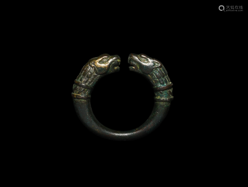 Parthian Ring with Lion-Heads