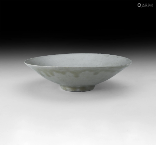 Chinese Song Dish with Floral Decoration