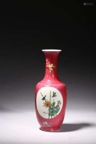 A FAMILLE ROSE RED GLAZE MEDALLION VASE