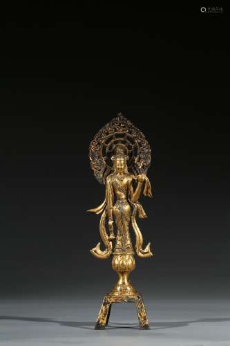 A GILT BRONZE FIGURE OF AVALOKITESHVARA BUDDHA