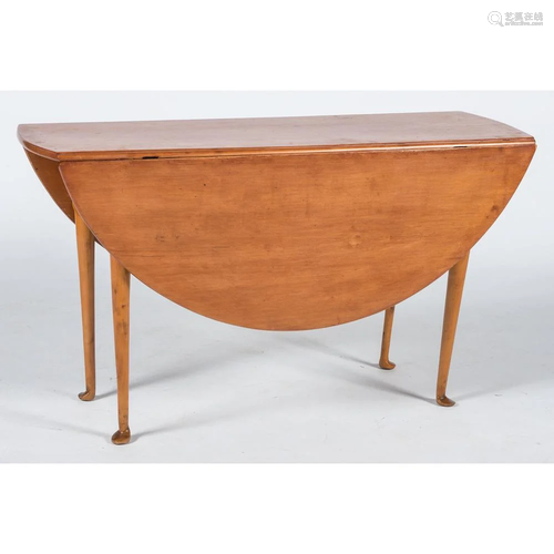 An American Queen Anne Drop Leaf Table in M…