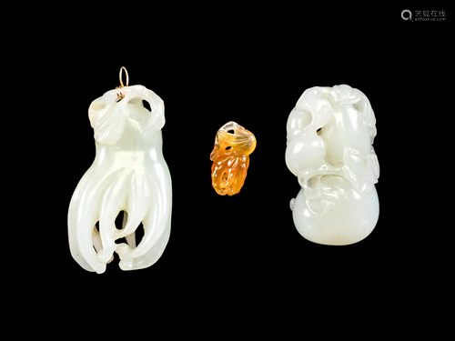 Two White Jade Carvings Length of largest…