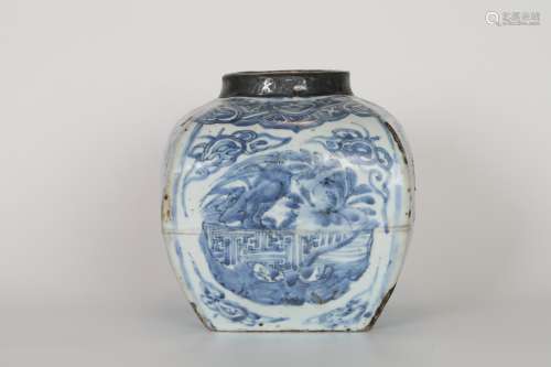 Qing Blue and white jar