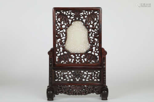 Qing，White jade hollow mahogany screen