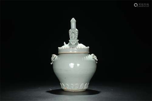 A Chinese Porcelain Jar with Cover