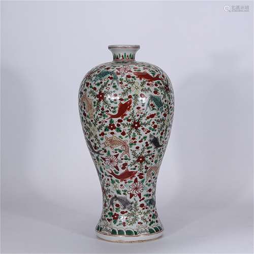 A Chinese Wu-Cai Glazed Porcelain Vase