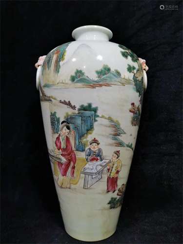 A Chinese Famille-Rose Porcelain Vase