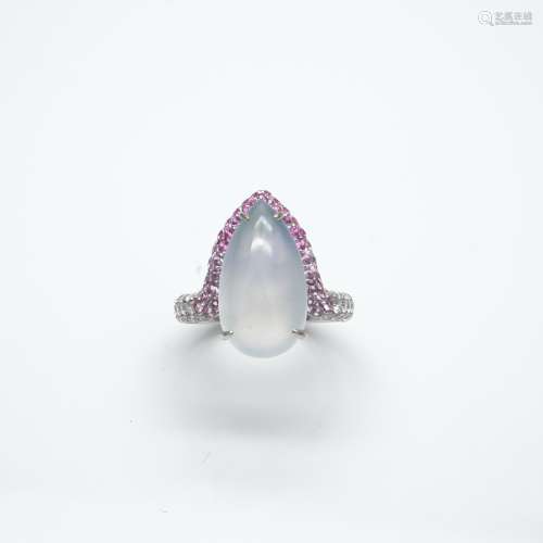 天然冰种翡翠配粉色蓝宝石及钻石戒指