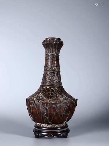 A CHENXIANG WOOD VASE