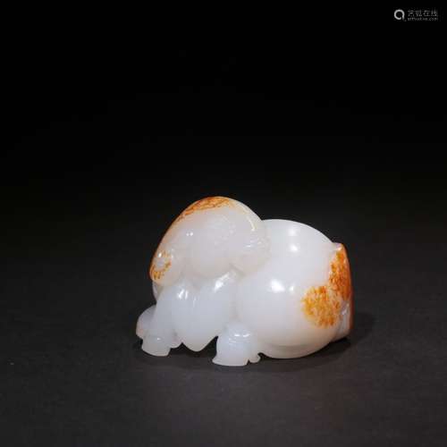 A HETIAN JADE ORNAMENT