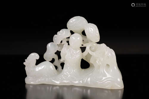 A HETIAN JADE ORNAMENT