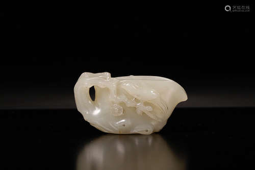 A HETIAN JADE CUP