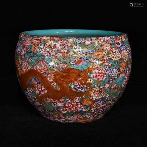 A QIANLONG NIANZHI ENAMELED JAR