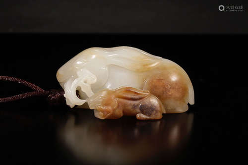 A HETIAN JADE PENDANT